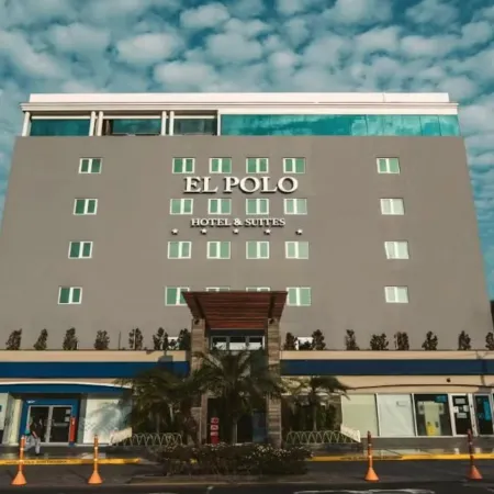 El Polo Apart Hotel & Suites
