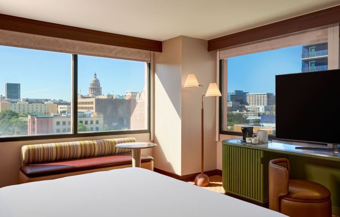 Renaissance Austin Downtown Hotel