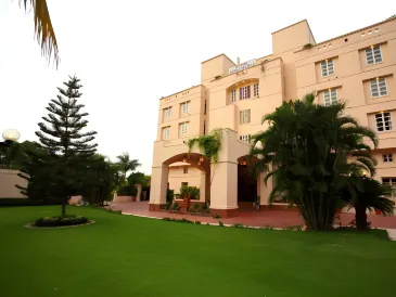 Hotel Paras Mahal