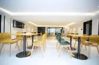 City Comfort Inn Hotel (Baise Expressway Entrance Aegean Plaza)