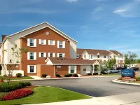 Sonesta Simply Suites Detroit Novi - Parkplatz