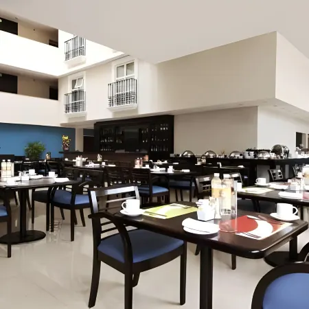 Fiesta Inn Toluca Tollocan