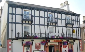 Kings Arms Hotel