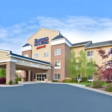 Fairfield Inn & Suites Cherokee