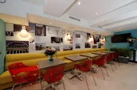Republik Hotel
