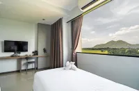 Ysw Hotel Lopburi Hotel dekat Wat Inthra