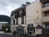 Hébergement Artense Hotels in Besse-et-Saint-Anastaise