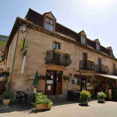 Restaurant Auberge de la Fontaine Hotel Exterior