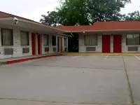 River Inn Motel Hotels near Centeno Park