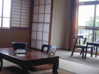 Azumaya Ryokan - 2-Star