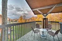 Ski-in/Ski-Out! Cozy Bellaire Resort Retreat! - parking