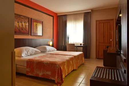 Pestana Tropico Ocean & City Hotel Отели в г. Прая