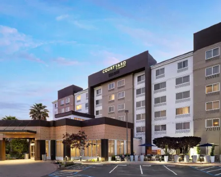 Courtyard San Francisco Airport Burlingame Hotels in Burlingame