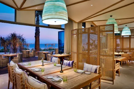 The St. Regis Red Sea Resort Отели в г. Умлуж