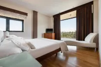 Exe Vía Argentum Hotels near Pazo de Altamira Cumeiro