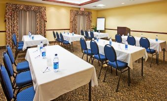 Holiday Inn Express & Suites Sebring