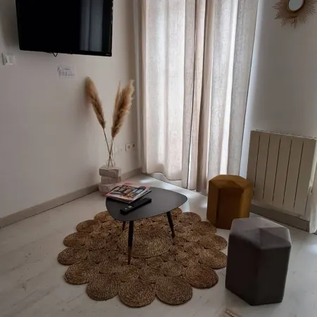 Les Arcades Studio Coeur de Ville, Cholet, Wi-fi, Netflix, Canal+
