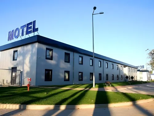 Hotel Picaro Stok فنادق في Swiebodzin County