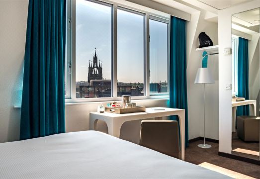 모텔 원 객실 내부