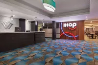 Wyndham Garden Niagara Falls Fallsview