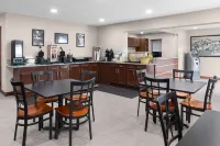 Super 8 by Wyndham Bridgeport/Clarksburg Area Hotel di Bridgeport