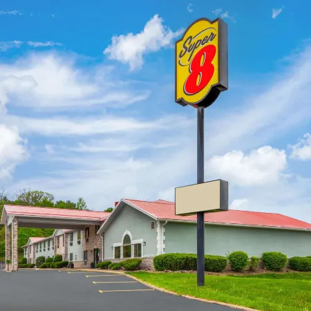 Super 8 by Wyndham Mt. Vernon