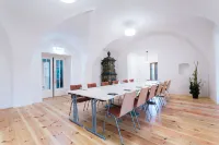 Burghotel Schlaining - Pet friendly
