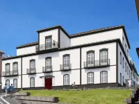 Mercure Ponta Delgada Azores Отели рядом с достопримечательностью «Nucleo de Santa Bárbara do Museu Carlos Machado»