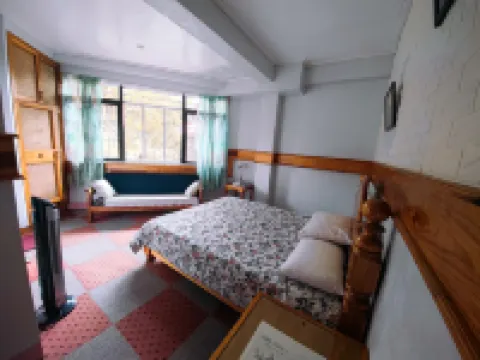 Inandako's Bed and Breakfast โรงแรมในซากาดา