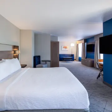 Holiday Inn Express & Suites TURLOCK-HWY 99 by IHG Отели в г. Станислаус Каунти