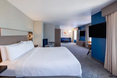 Holiday Inn Express & Suites Turlock-Hwy 99 Các khách sạn ở Turlock