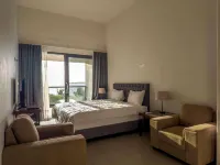 Ramada Suites by Wyndham Seafront Coral Coast Hotels near Apted Park