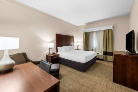 Comfort Inn & Suites Heath - Newark South