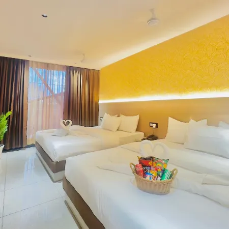 Hotel Shrimmaya