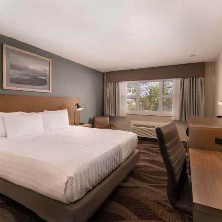 Prestige Hudson Bay Lodge & Conference Centre, WorldHotels