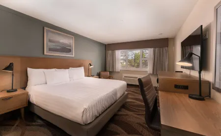 Prestige Hudson Bay Lodge, Premier Collection