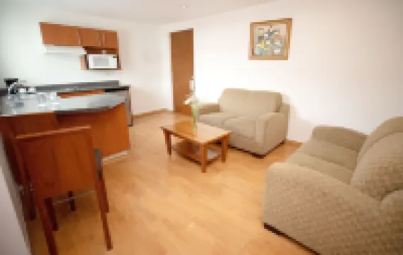 ريزيدنس ليريتيدج أريستوتيلس 225 باي بلوباي Hotels near بولانكو