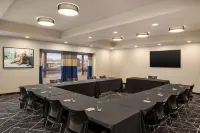 Microtel Inn & Suites by Wyndham Aurora Hotels in Newmarket