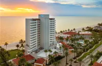 La Playa Beach & Golf Resort, a Noble House Resort Hotels near Revs Institute, Inc.