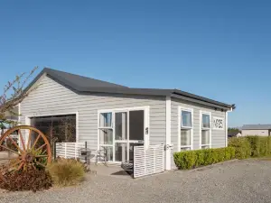 “No.25”Stand Alone Guest Studio Unit