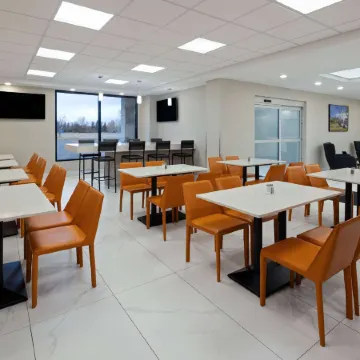 Baymont by Wyndham West Edmonton