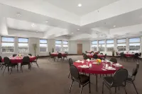 Super 8 by Wyndham Red Lake ON Hotels in Red Lake