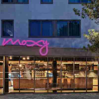 Moxy Amiens Hotel Exterior