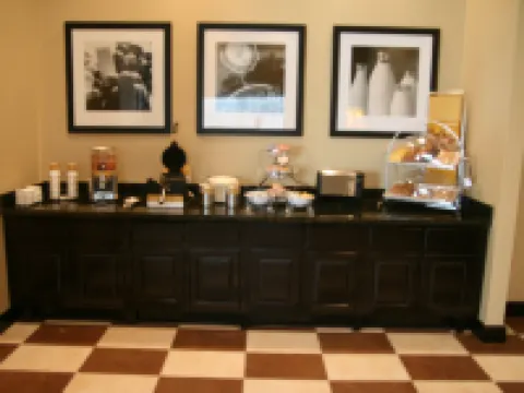 希爾頓歡朋酒店-拉格蘭奇 拉格蘭奇酒店