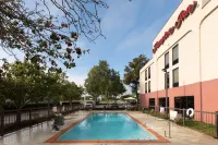 Hampton Inn Houma - С бассейном