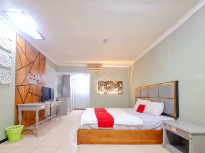 RedDoorz near Stadion Semeru Lumajang Jawa Timur Stasiun Lumajang附近的飯店