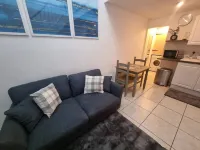 Cosy Moat House Cottage No.6