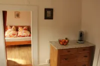 Relax (sauna) in a centuries-old half-timbered house, idyllic a. D. Rur in the middle of Altstadt Hotel a Monschau