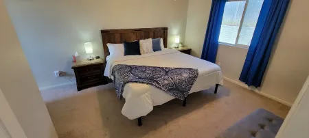 Smart home with RV parking Отели рядом с достопримечательностью «Casper Events Center»