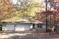 Entire 3 Bedroom House Near Bike Trails!